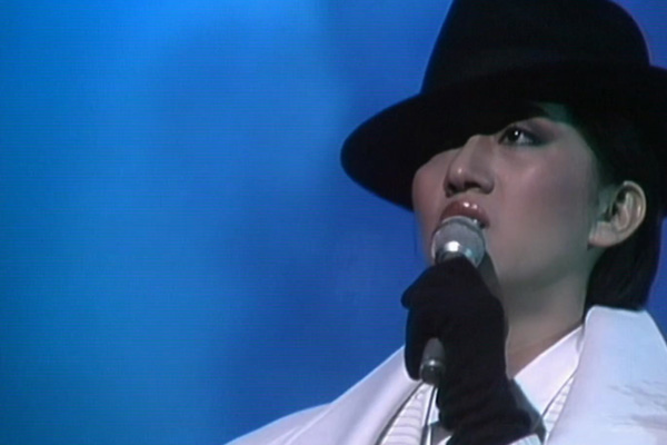 梅艳芳 – 似水流年/梦幻的拥抱