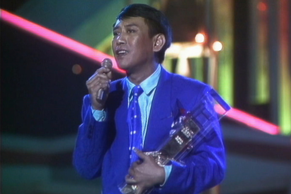 荣誉大奖：罗文 - 几许风雨