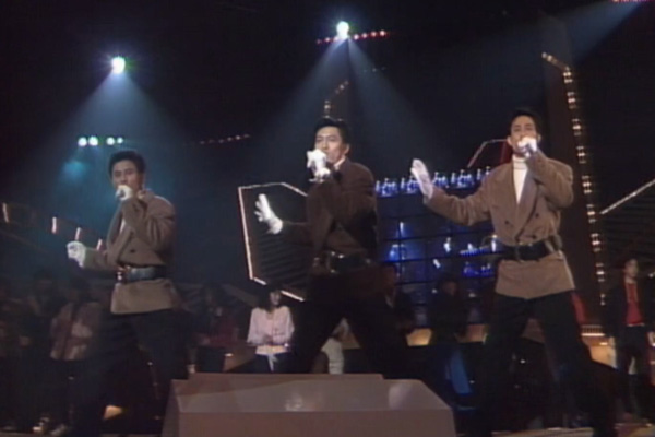 最受欢迎新人奖：草蜢 - 烈火快车