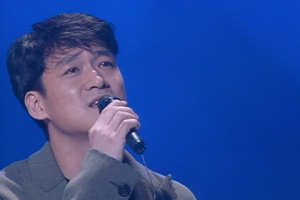 最受欢迎创作歌手：[金] 周华健《为爱情受伤》／[银] 张宇