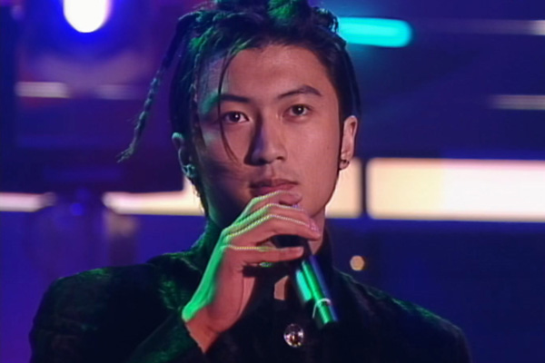 杰出表现奖：[金] 谢霆锋《爱后余生》／[银] 杨千嬅／[铜] 梁咏琪