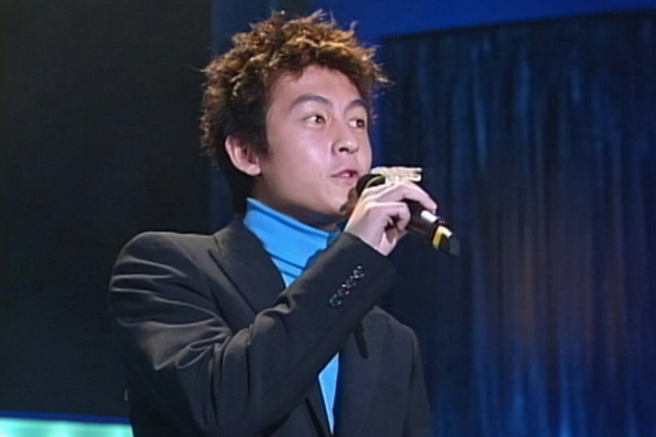 最受欢迎男新人奖：[金] 陈冠希《极爱自己》