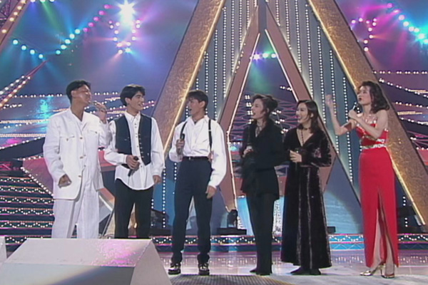 吴奇隆 金城武 郑秀文 邝美云「港台广台大比拼」- 乌卒卒／向大家拜年／激光中／热情的沙漠／赌仔自叹／爱拼才会赢