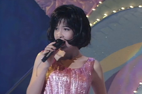 周慧敏 - 最爱／假装／感情的分礼