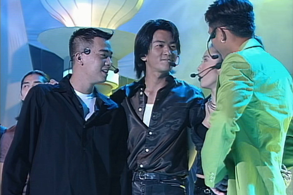 郑伊健 黎姿 陈小春 张智霖 - 现场版《古惑仔》- 战无不胜/一生豪情一次/情路狂奔/友情岁月