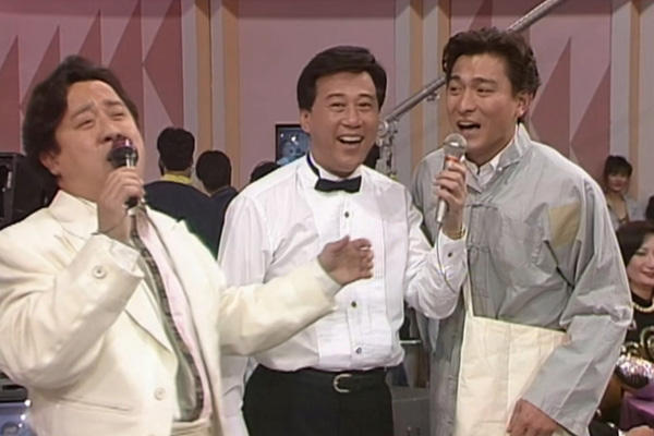 众男星化身乞丐现场筹款 - 万恶淫为首