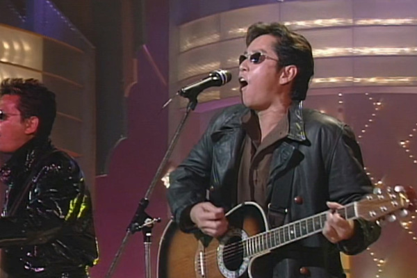 谭咏麟 陈百祥 邓建明 - 伴我飞翔